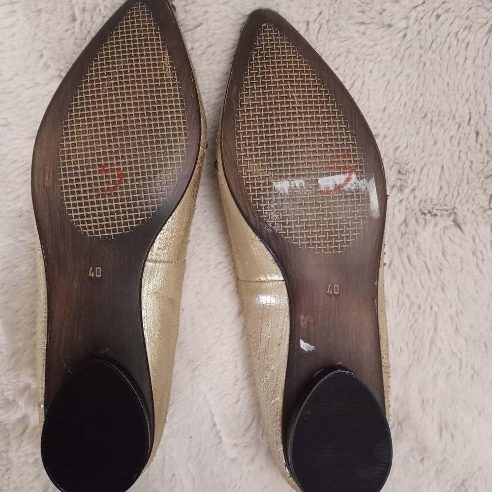 Salamander Silk Bohemian Casual Embroidered Copper Studded Pointed Toe Flats - Picture 5 of 5